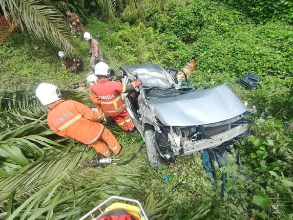 Dua Wanita Maut dalam Kemalangan di LPT Kilometer 152